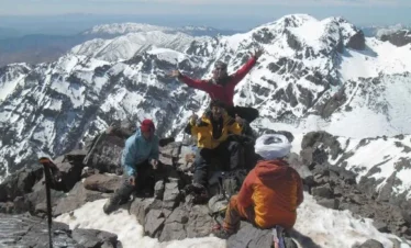 trekking group